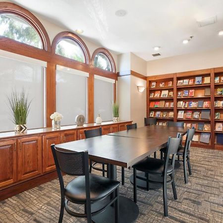 Chase Suites Brea-Fullerton - North Orange County Dış mekan fotoğraf