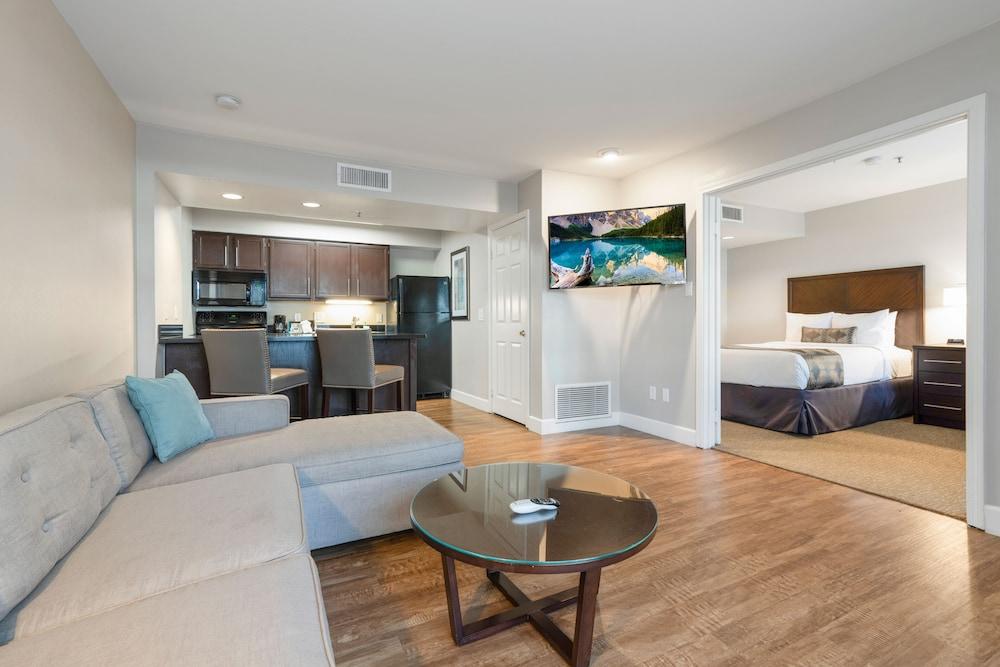 Chase Suites Brea-Fullerton - North Orange County Dış mekan fotoğraf